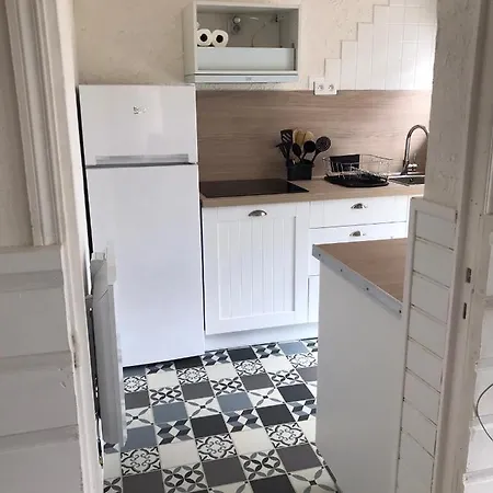 La Ptite Maison De Pour 4 Personnes Avec Jardin Holiday home