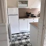 La Ptite Maison De Pour 4 Personnes Avec Jardin Tatil Evi