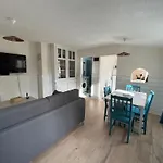 Tatil Evi La Ptite Maison De Pour 4 Personnes Avec Jardin