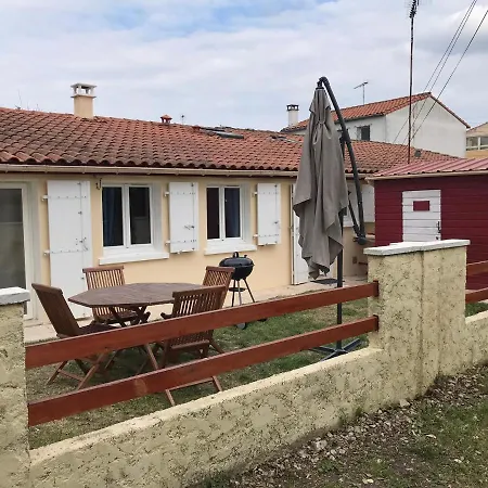 La Ptite Maison De Pour 4 Personnes Avec Jardin Holiday home