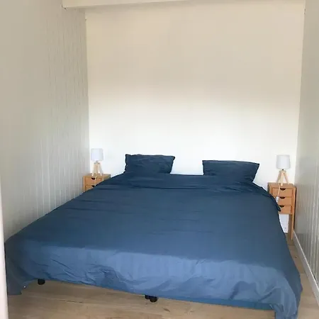 La Ptite Maison De Pour 4 Personnes Avec Jardin * Royan