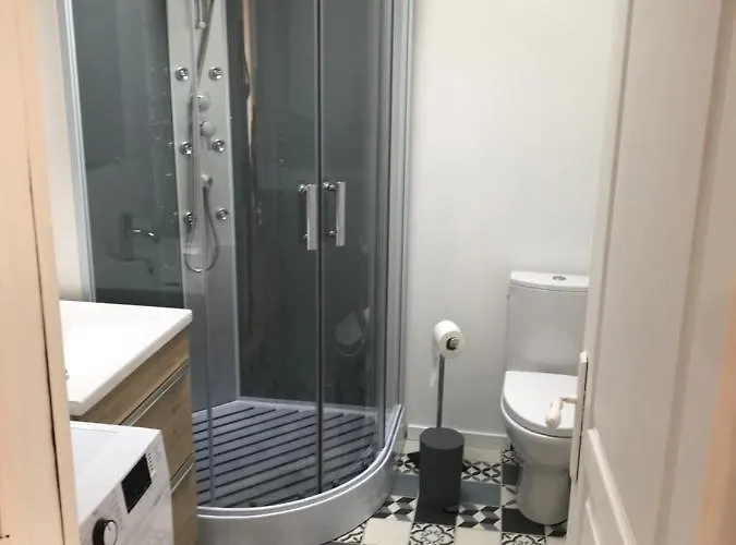 La Ptite Maison De Pour 4 Personnes Avec Jardin Dom wakacyjny Royan