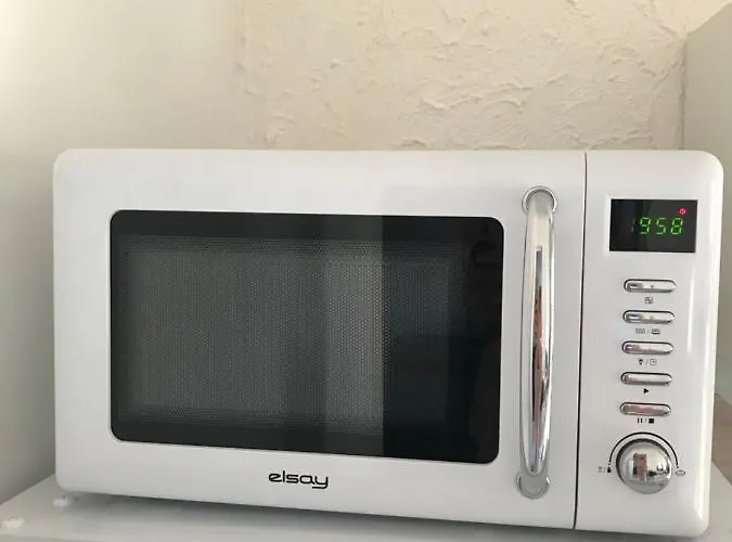 La Ptite Maison De Pour 4 Personnes Avec Jardin Dom wakacyjny *